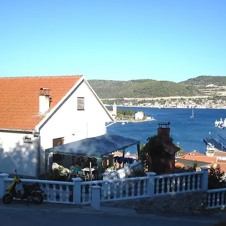 Guest house & Safic